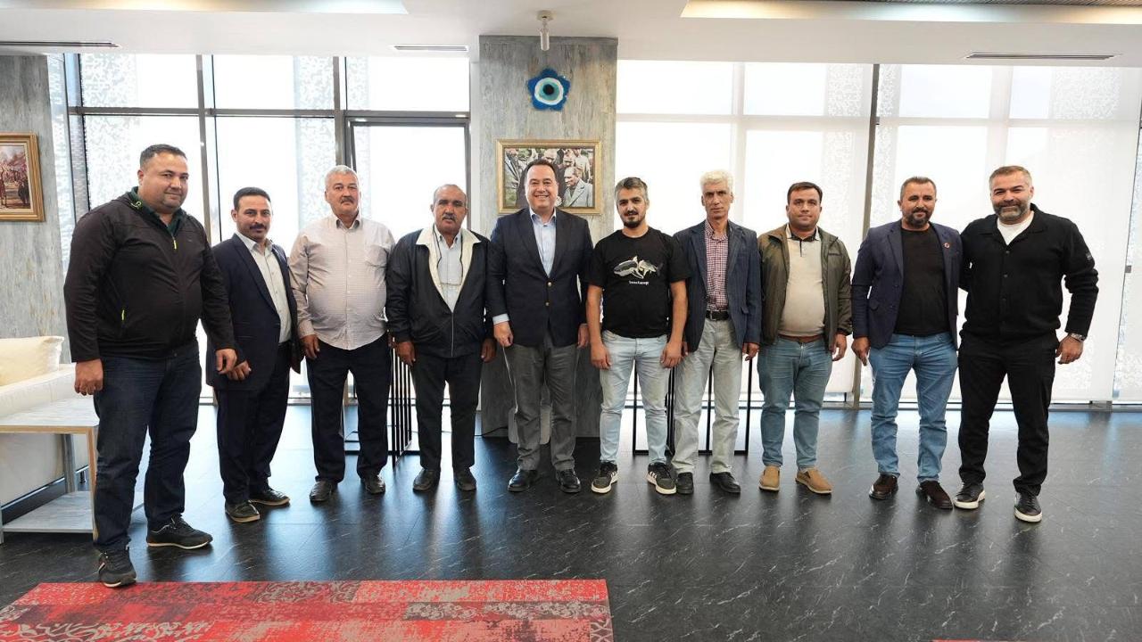 Turgutlulu muhtarlardan Manisa Büyükşehir Belediyesine ziyaret