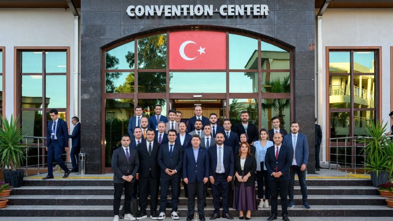 Bakan Tunç: "Terör örgütü silah bırakırsa kanun çıkacak gibi pazarlık söz konusu değil"