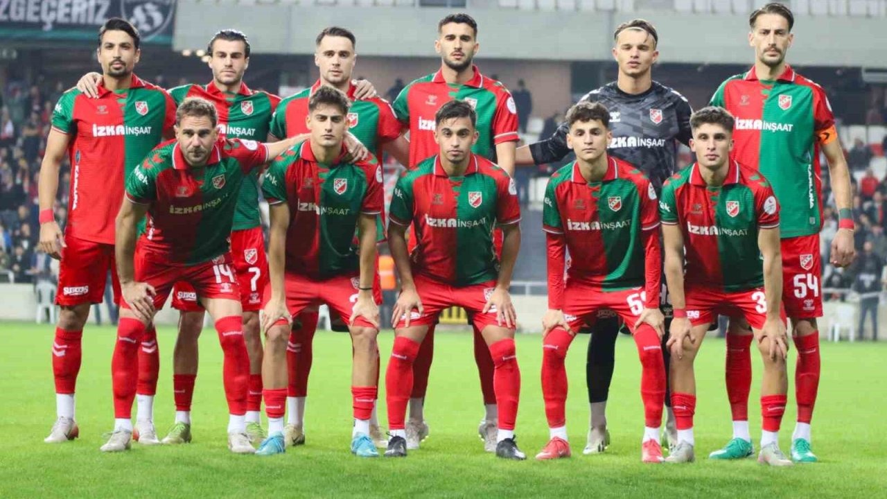 Basatemurlu Karşıyaka yenilmezliğini sürdürdü, liderliği devraldı!