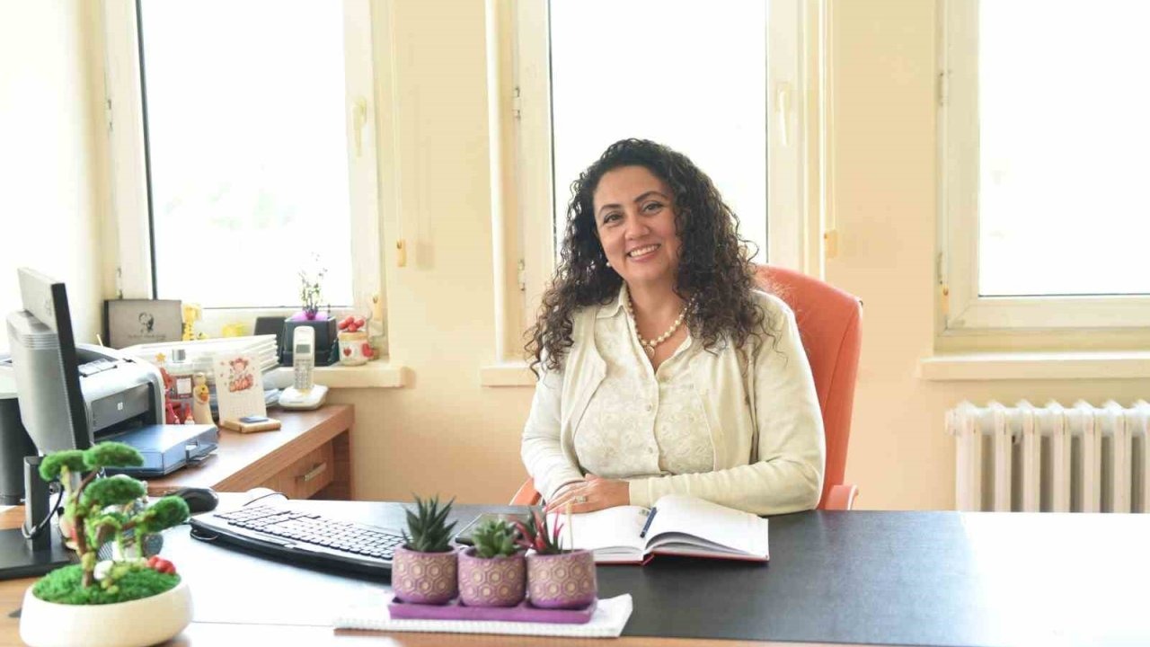 Çocuk Gelişim Uzmanı Karakaş: "Güçlü çocuklar, sevgi ve güvenin hakim olduğu ailelerin içinde yetişir"