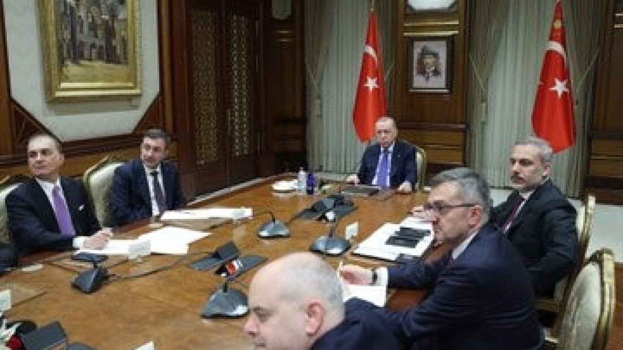 Cumhurbaşkanı Erdoğan, Ukrayna konusunda Gönüllüler Koalisyonu Liderler Zirvesi’nin çevrimiçi toplantısına katıldı