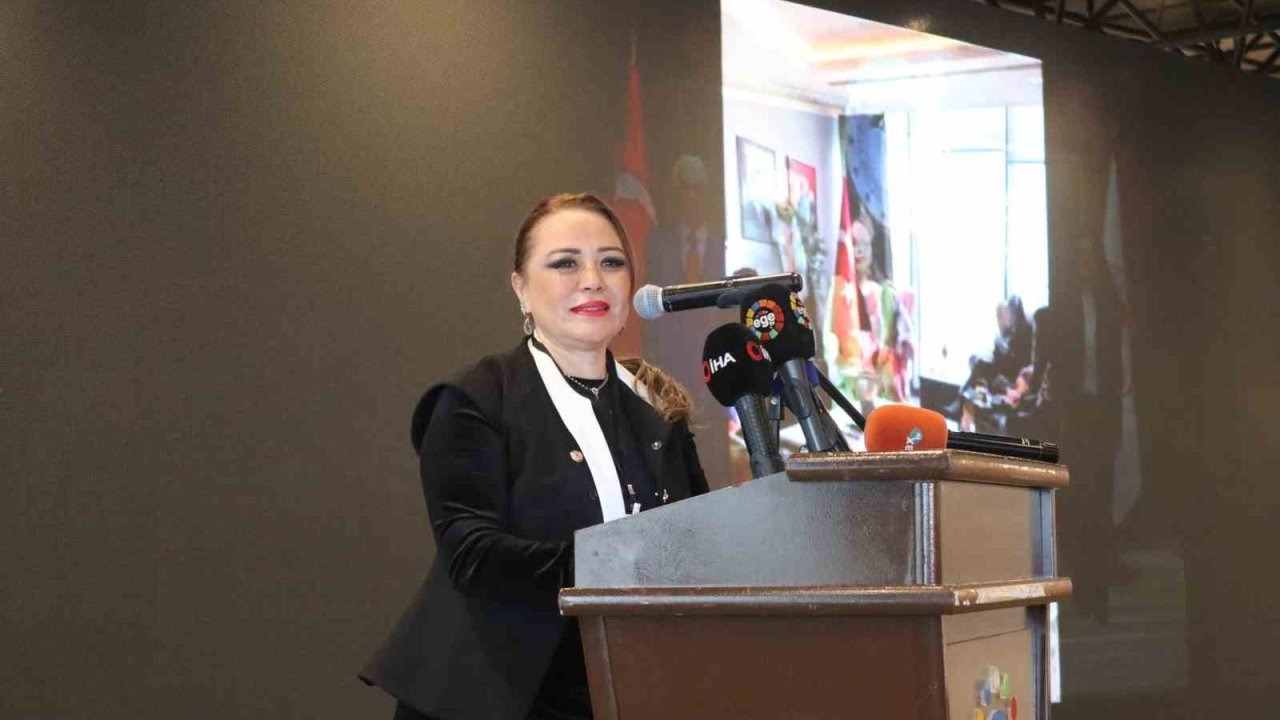 Dünya diplomasisinin İzmir’de buluştuğu tarihi kongre
