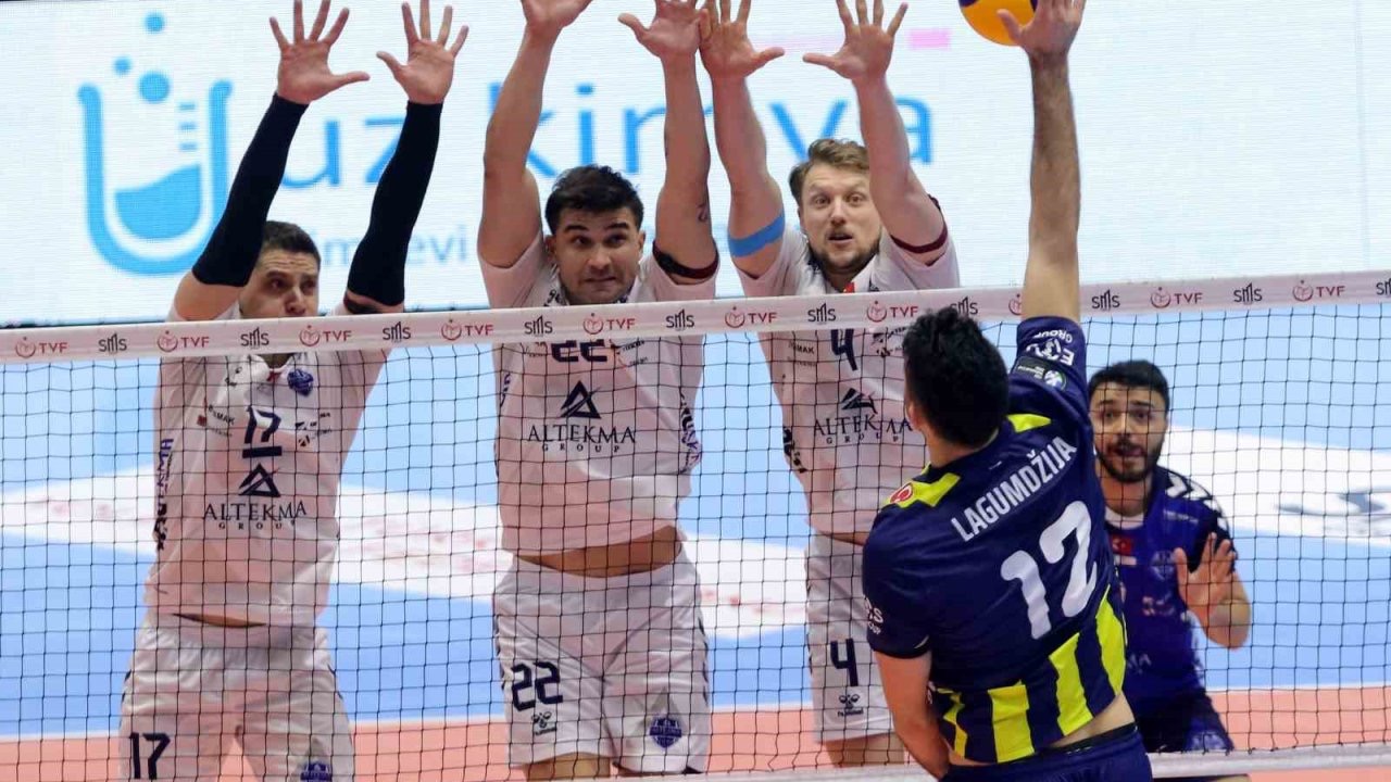 Efeler Ligi: Altekma: 1 - Fenerbahçe: 3