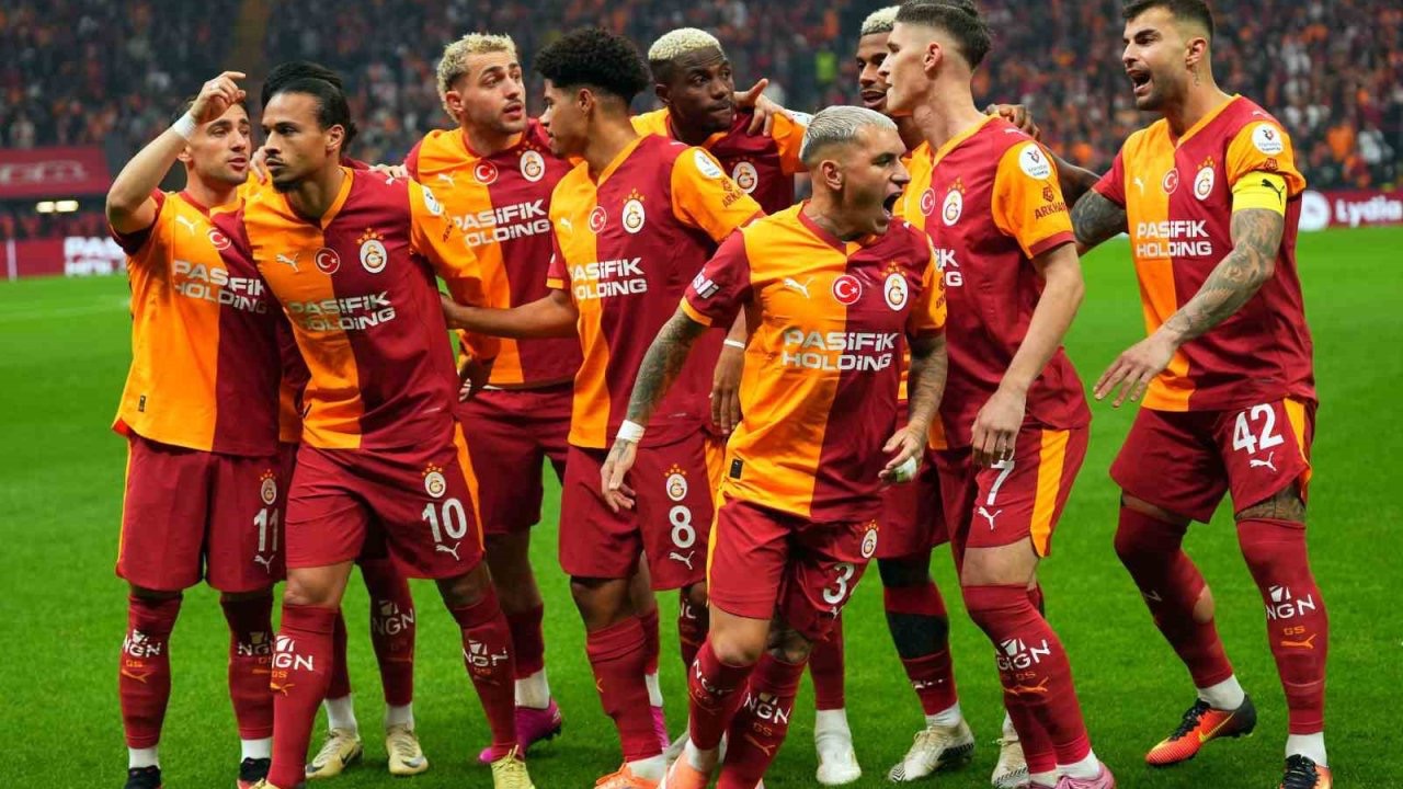 Galatasaray’da hedef derbiyi kazanıp, kayıpsız devam etmek