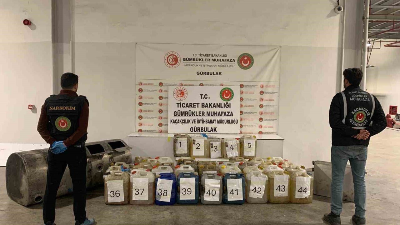 Gümrükler Muhafaza ekiplerince, 2 milyar 612 milyon lira değerinde 721 kilogram uyuşturucu madde ele geçirildi