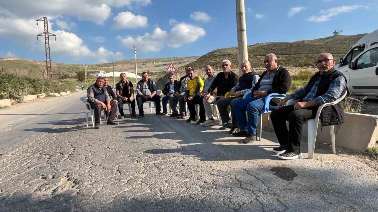 Harmandalı halkı Katı Atık Bertaraf Tesisi önünde nöbet tutuyor