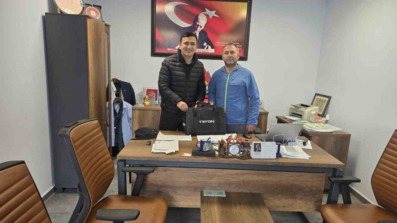 İlçede Amatör Kulüplere ilk yardım çantası desteği