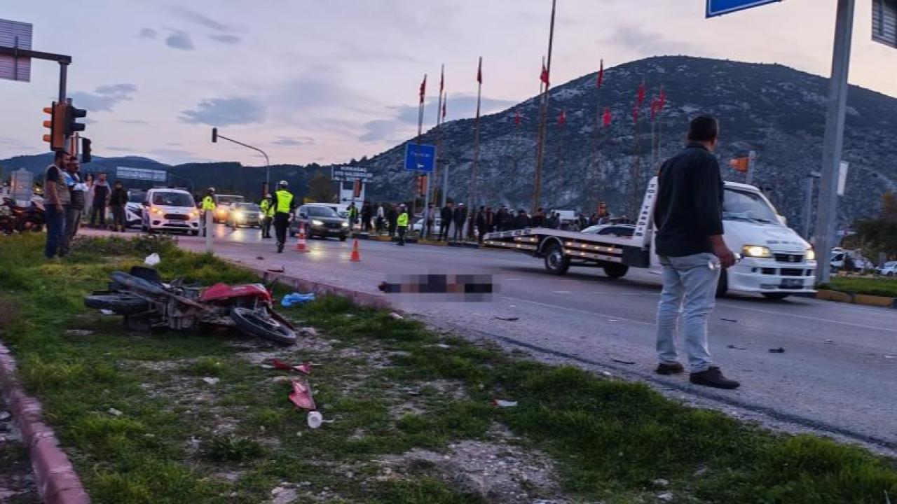 Manisa'da otomobille çarpışan motosikletli ağır yaralandı!