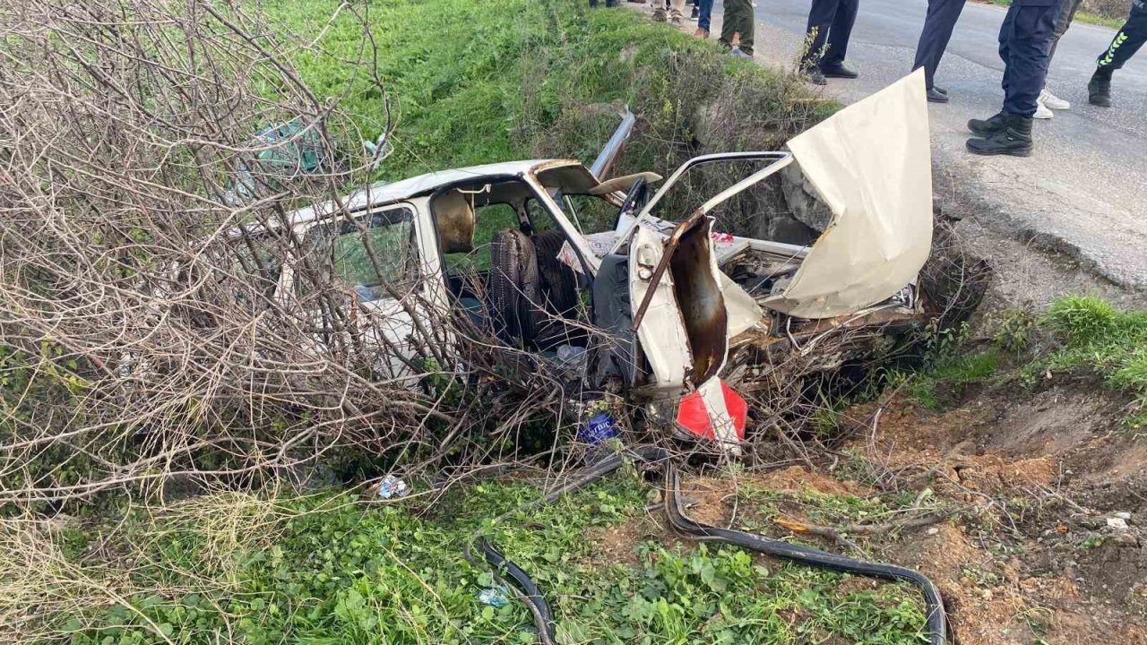 Manisa’da tek taraflı trafik kazası!
