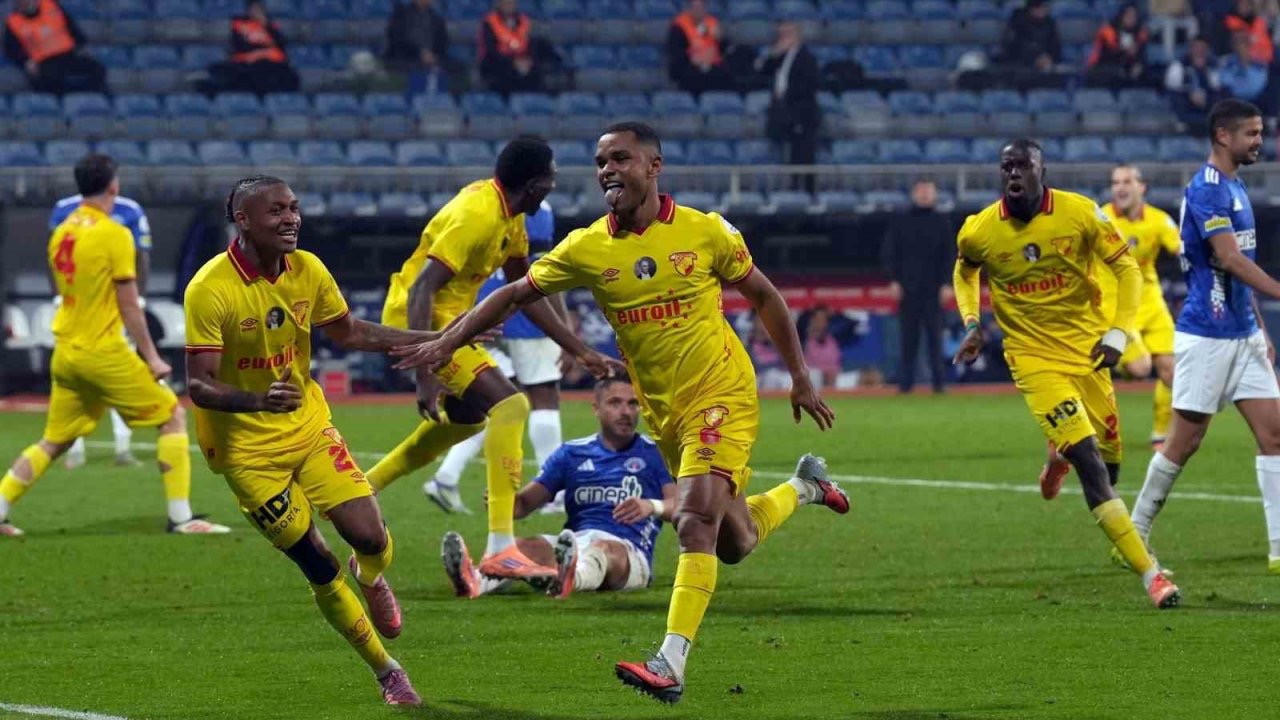 Trendyol Süper Lig: Kasımpaşa: 0 - Göztepe: 2 (Maç sonucu)