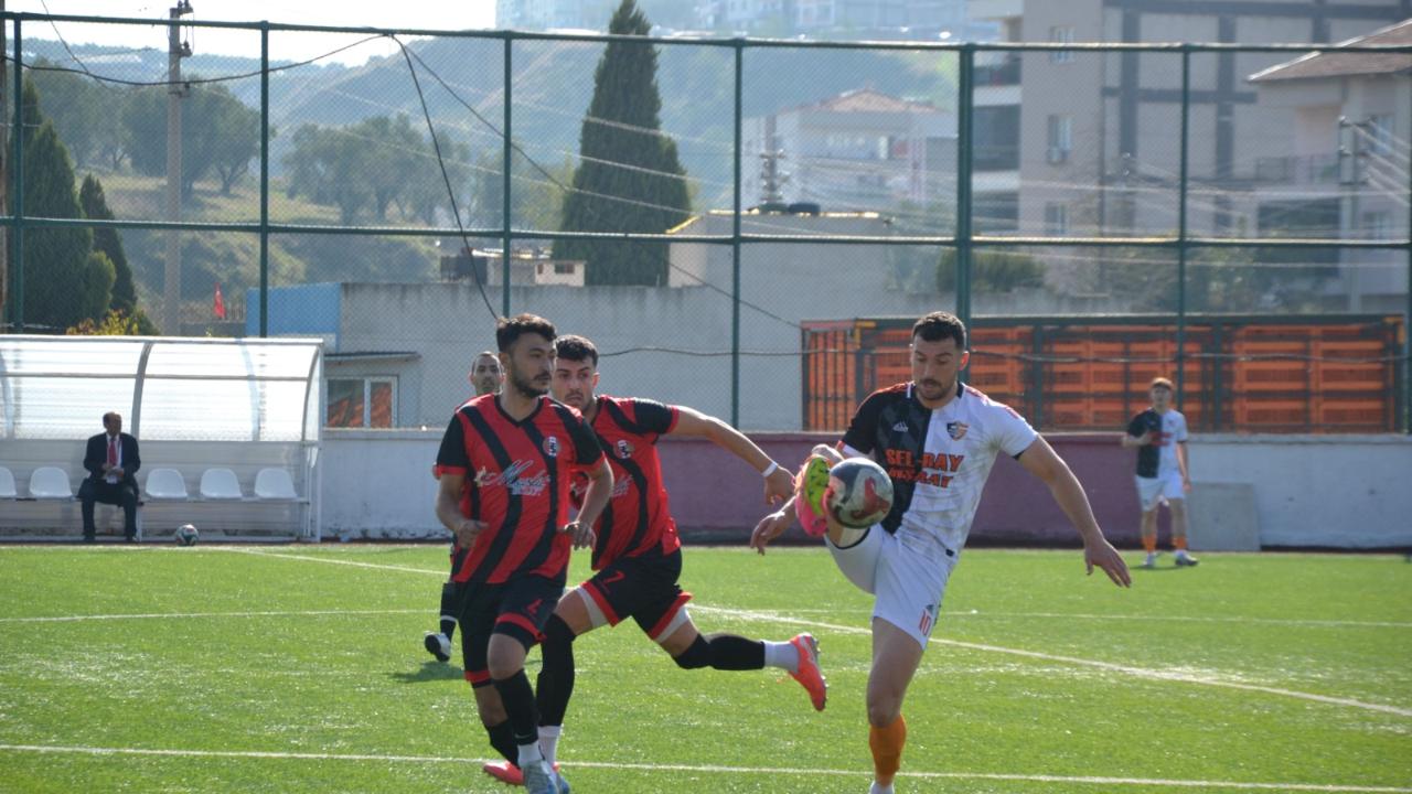 Turgutlu derbisinde gülen taraf Selvilitepespor: 2-0