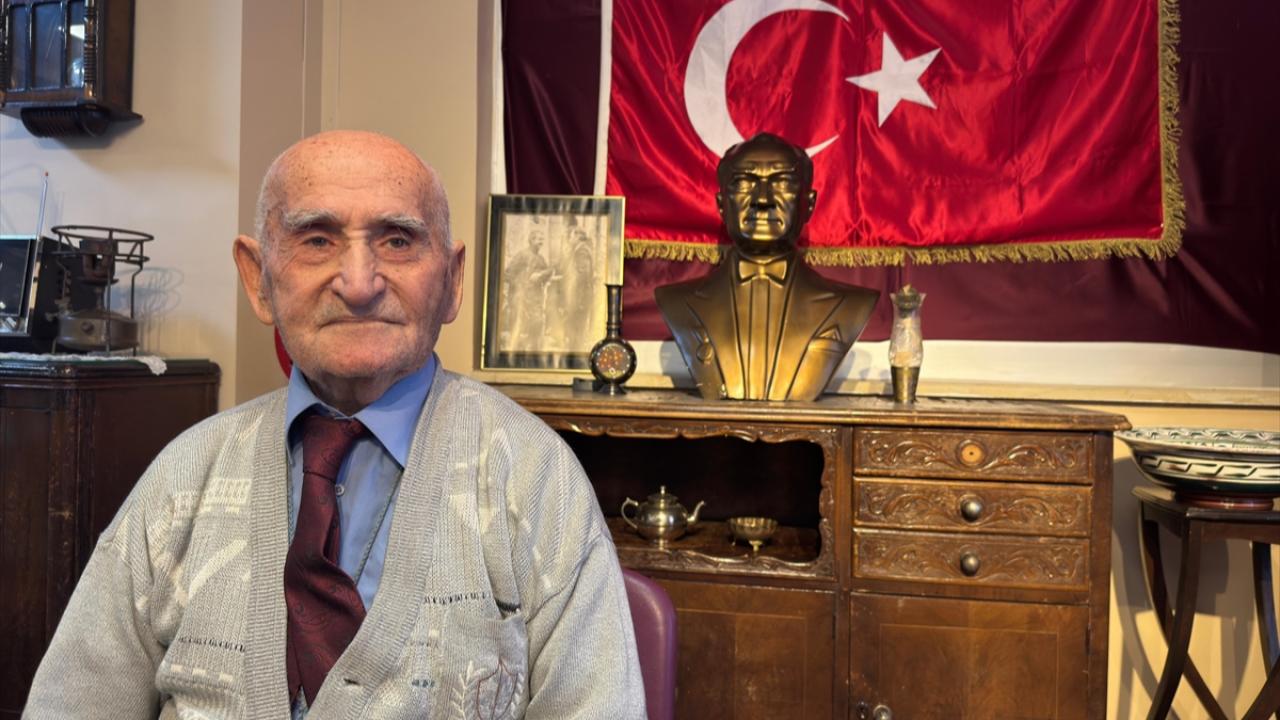 Turgutlulu asırlık çınar, "en hüzünlü kasım sabahını" unutamıyor