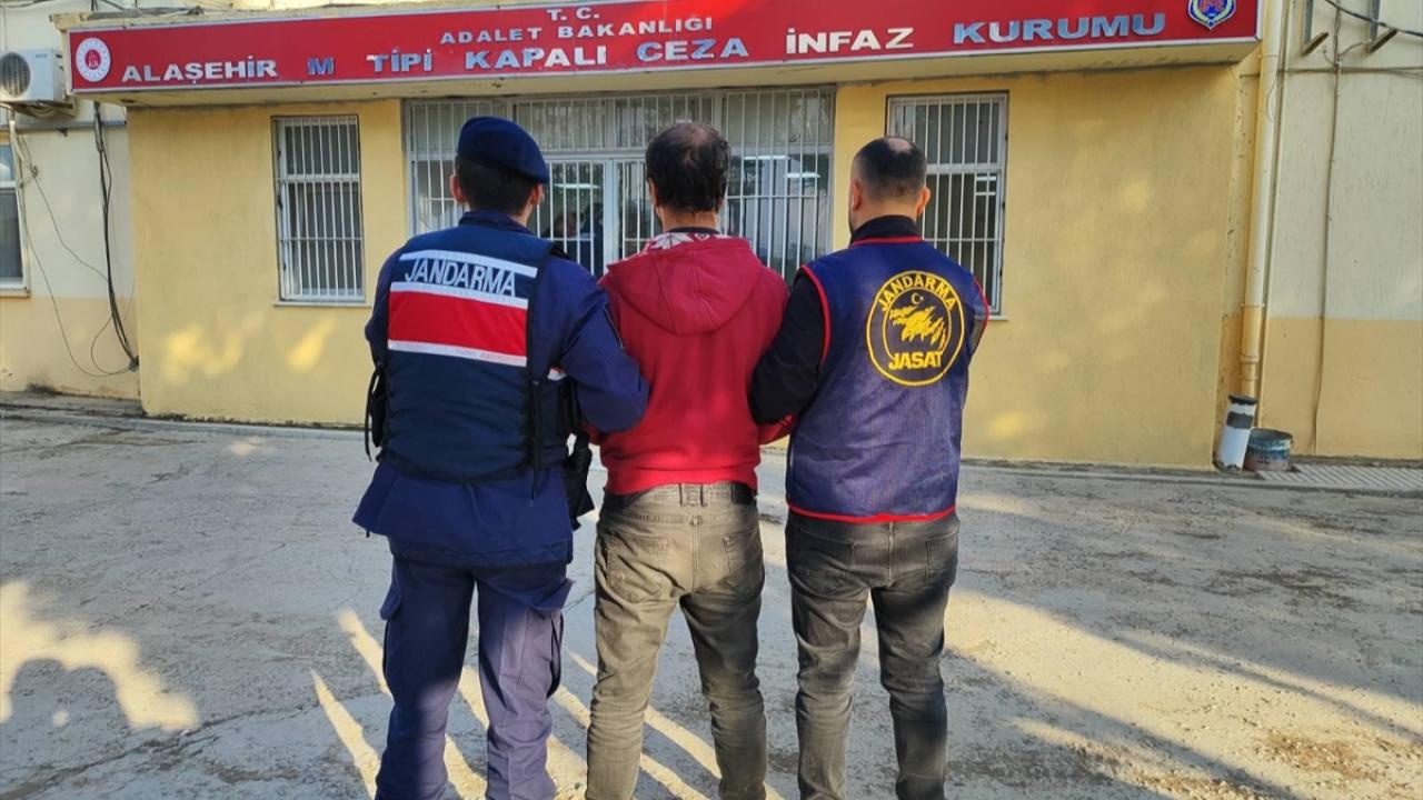 Manisa'da bu da oldu: Çiftçilerin eşyaları gasp edildi!