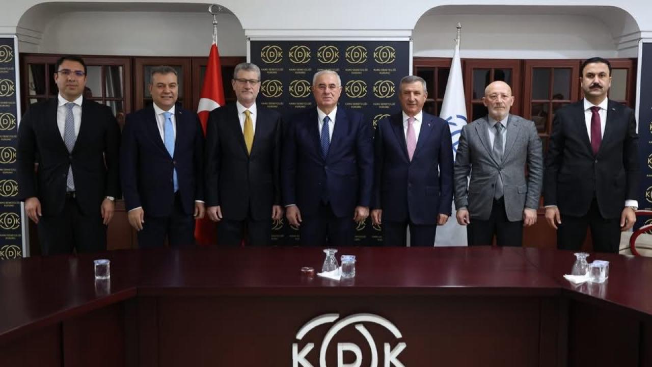 Kamu Denetçiliği Kurumu’nda Devir Teslim Töreni