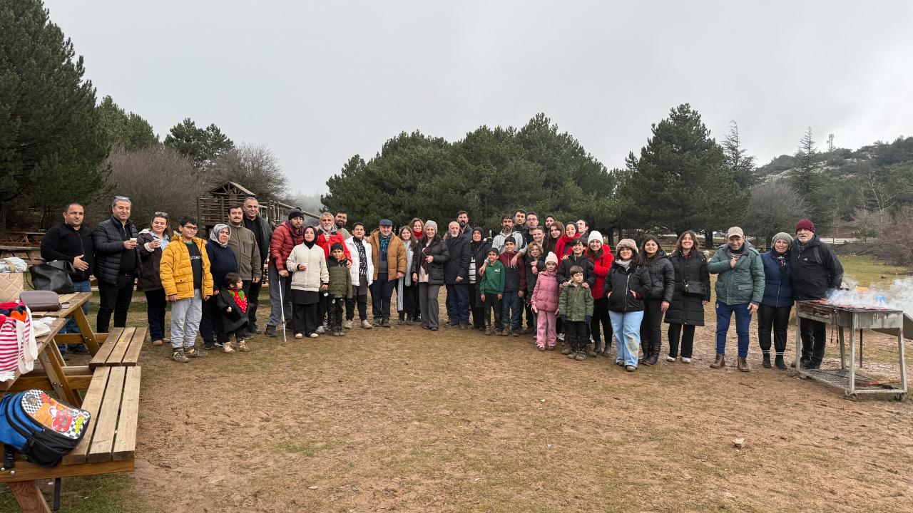 Manisa Gazeteciler Cemiyeti Basın Mensuplarını Spil Dağı'nda Bir Araya Getirdi