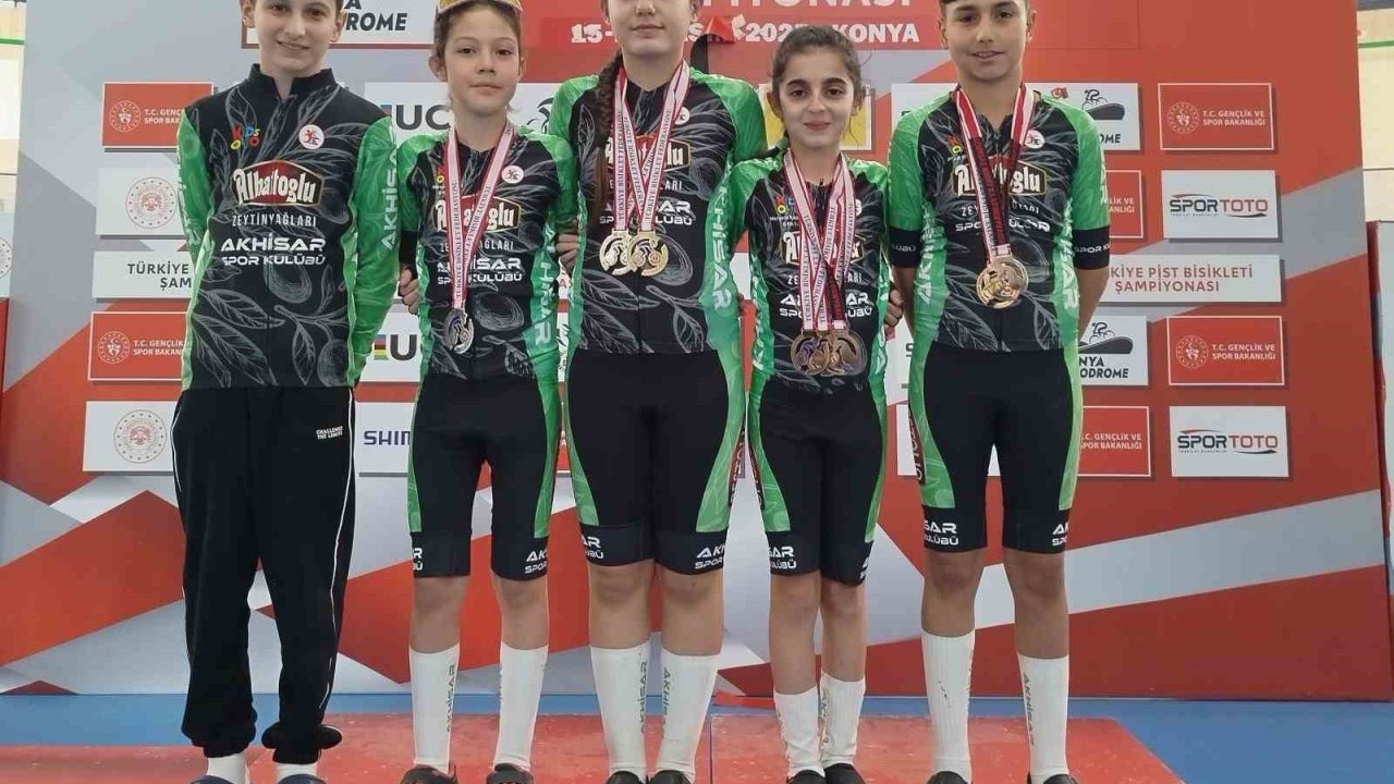 Manisalı bisikletçilerden Konya Velodromu’nda başarı