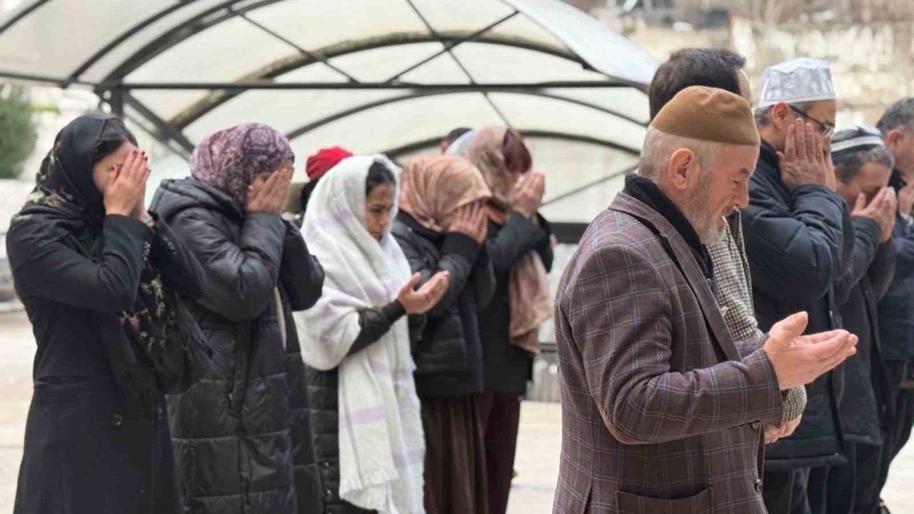 Kadın cinayetine kurban gitmişti: Özbekistanlı Sayyora son yolculuğuna uğurlandı