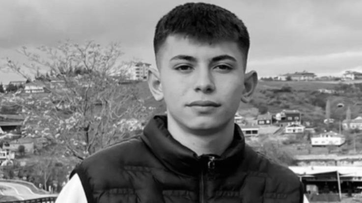 Manisa’da acı haber: Motosiklet devrildi, 16 yaşındaki sürücü hayatını kaybetti!