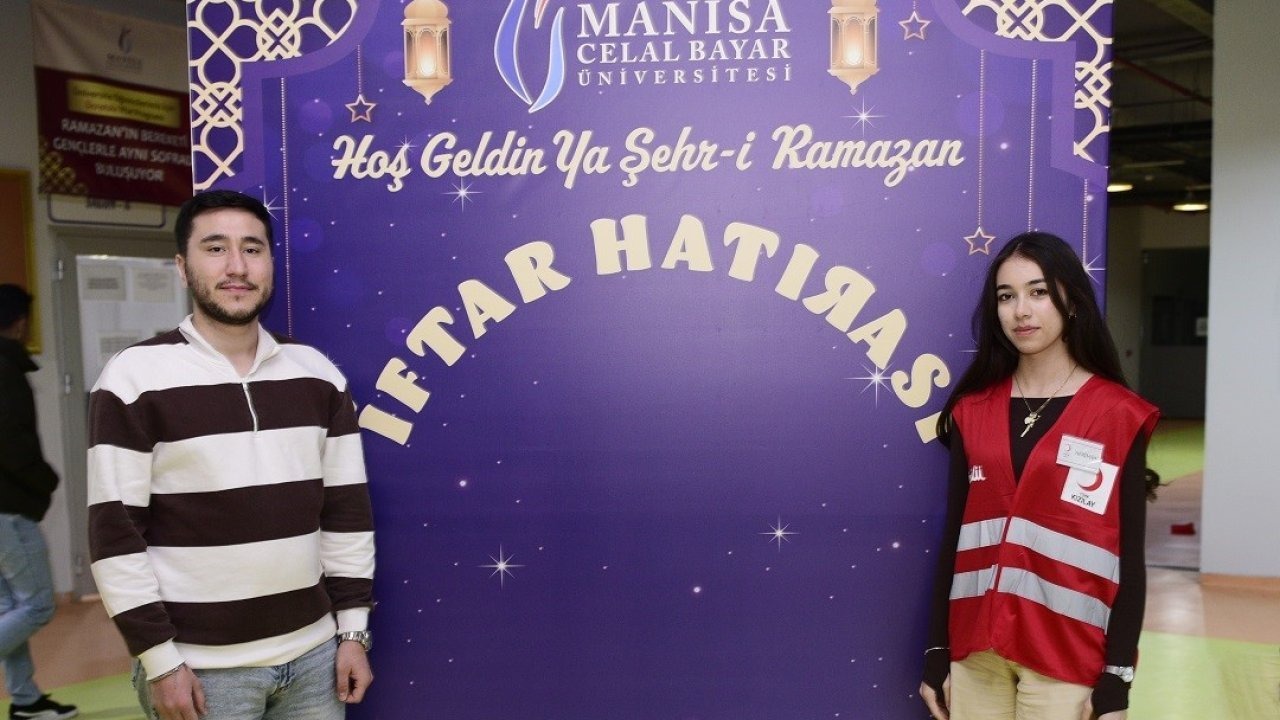 MCBÜ’lü öğrenciler iftarda aynı sofrada buluştu