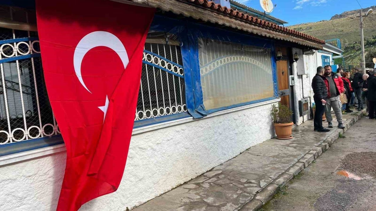 Şehit pilotumuzun İzmir’deki evinde yas