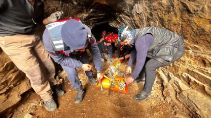 Sütini Mağarası’nda Korku Dolu Anlar: 5 Metre Düştü, 9 Saatte Kurtarıldı