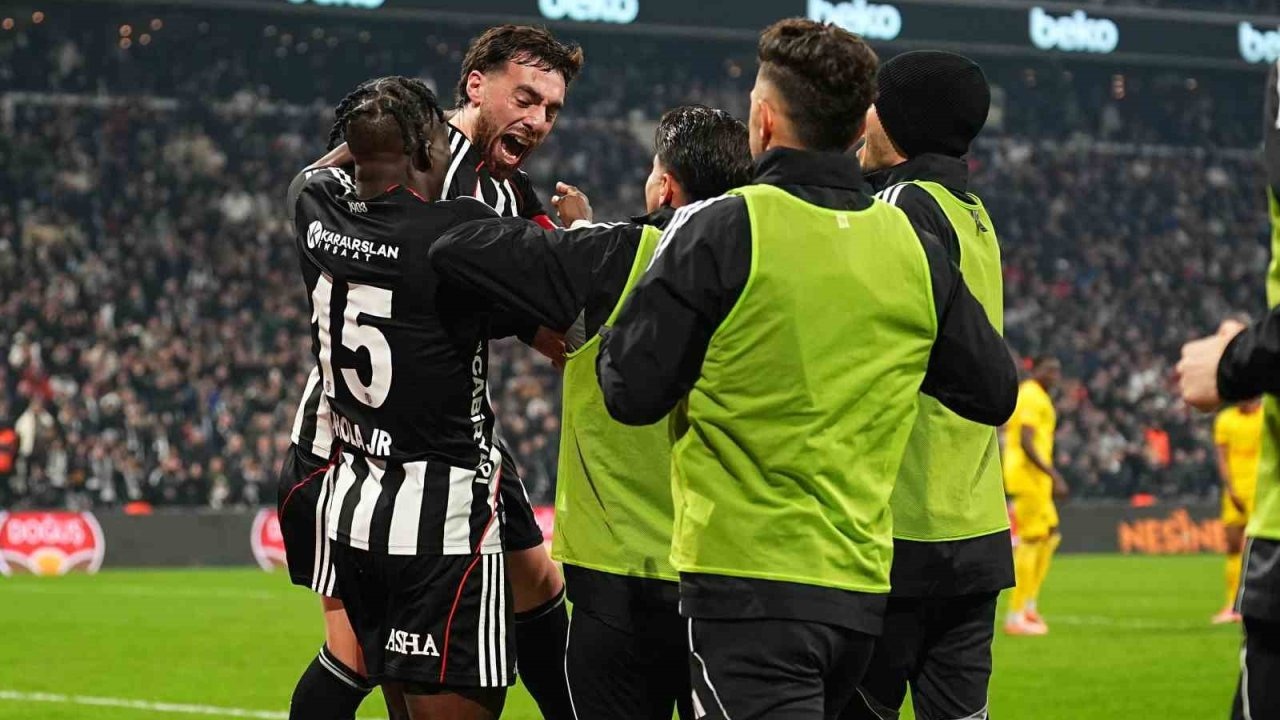 Trendyol Süper Lig: Beşiktaş: 4 - Göztepe: 0 (Maç sonucu)