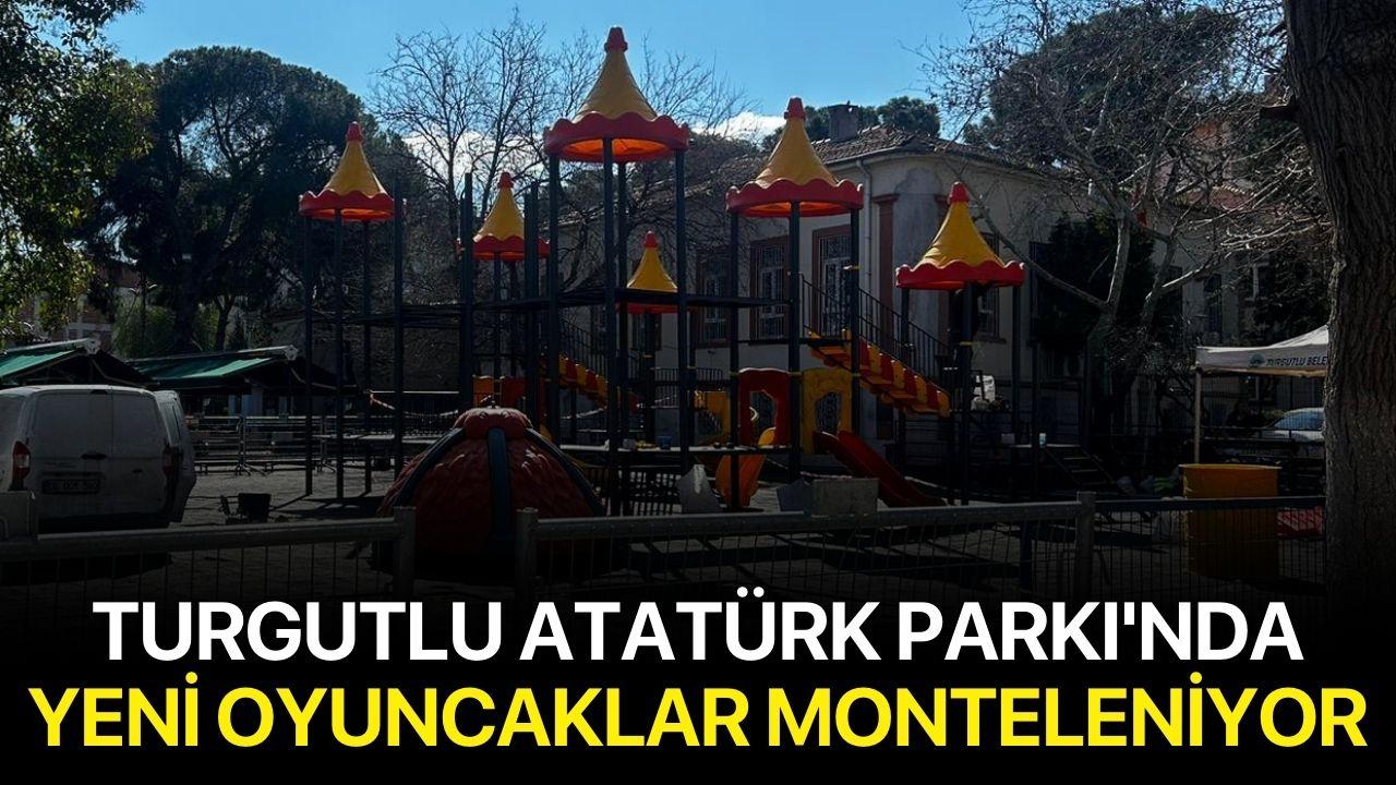 Turgutlu Atatürk Parkı'nda yeni oyuncaklar monteleniyor