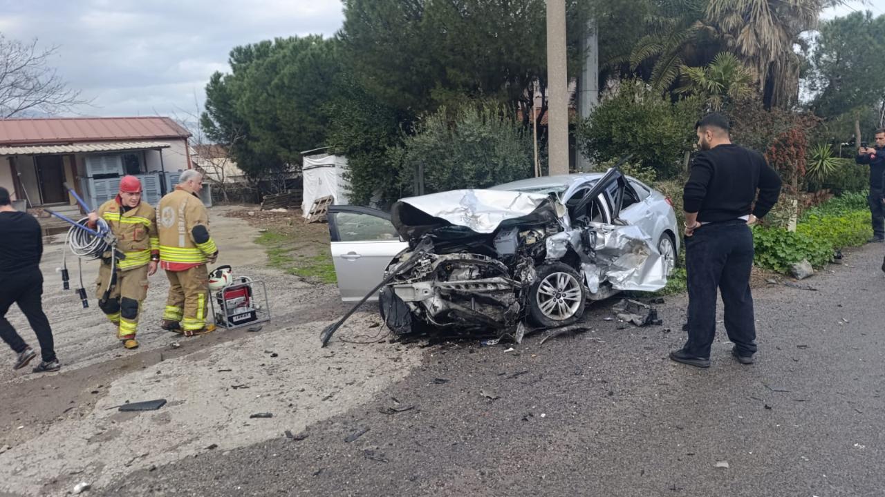 Turgutlu'da feci kaza: Ölü ve yaralılar var!