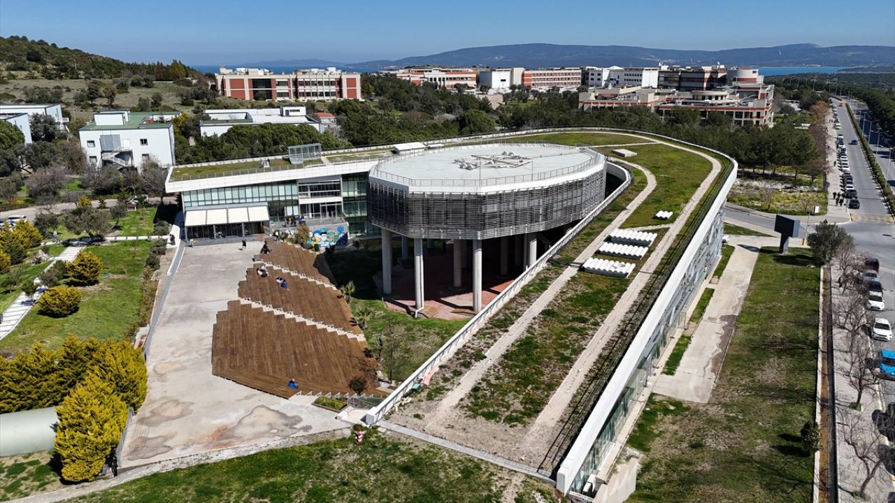 Teknopark İzmir, 2028'de 1 milyar dolarlık yüksek teknoloji ihracatı hedefliyor