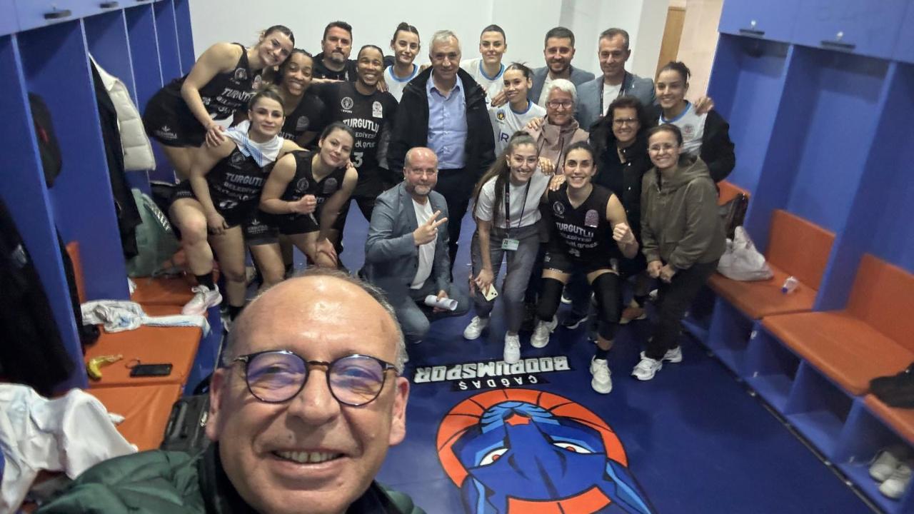 Turgutlu Belediyespor Kadın Basketbol’da Lider