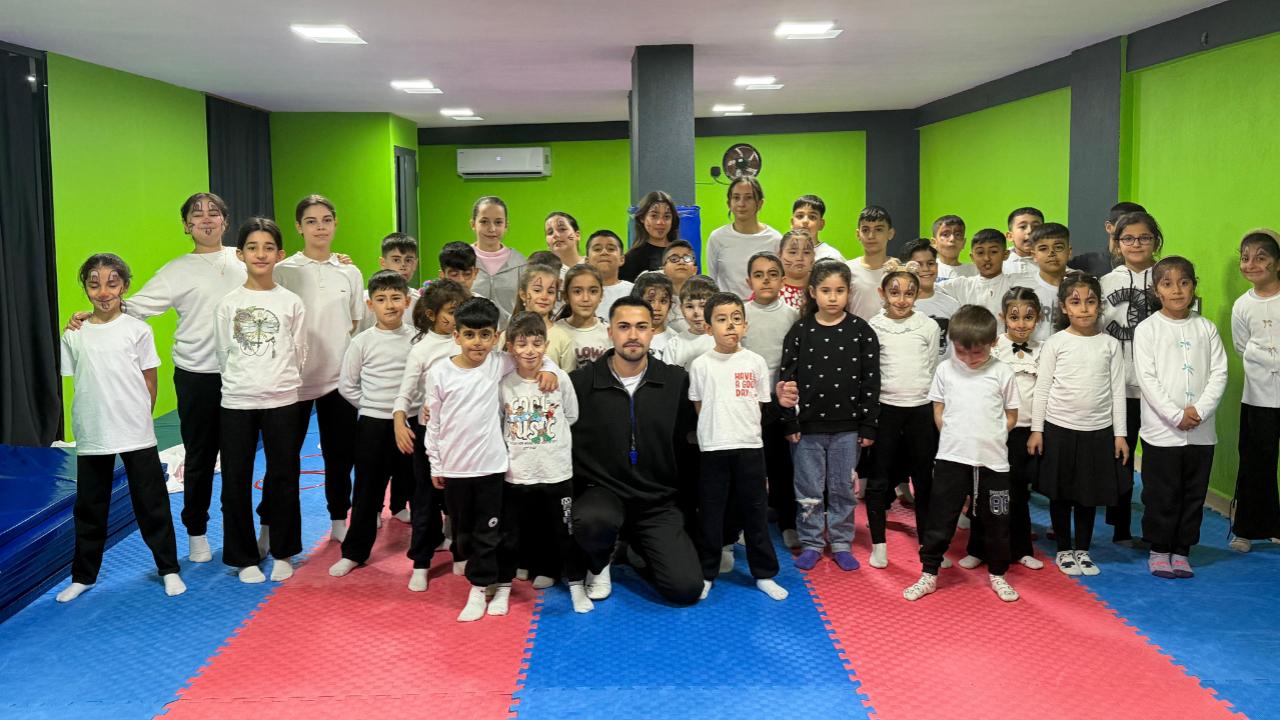 Turgutlu’da YGZ Taekwondo Bayram Şenliği Yoğun İlgi Gördü