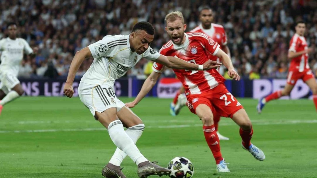 Bayern Münih ve Arsenal avantajı kaptı