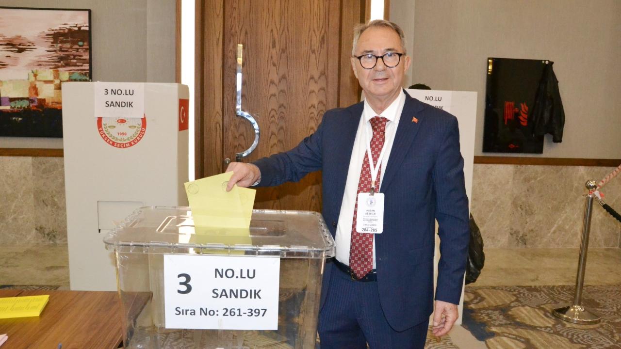 MESOB Genel Kurulu'nda 36 yıllık başkan güven tazeledi