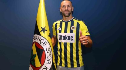 Fenerbahçe, Vedat Muriqi ile 3 yıllık sözleşme imzaladı