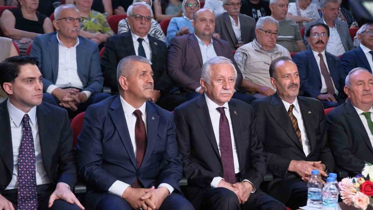 MHP’li Şahin: "Ya silahlar gömülecek ya da silahlarıyla gömülecekler"
