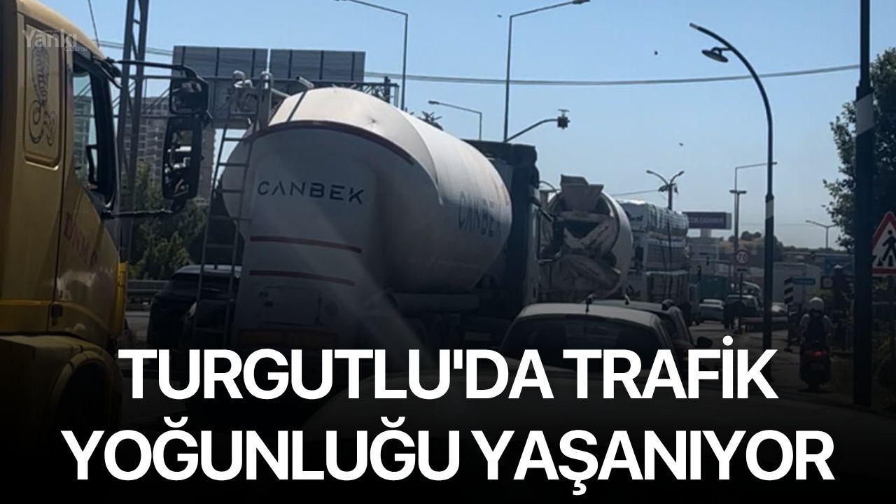 Turgutlu'da Trafik Yoğunluğu Yaşanıyor