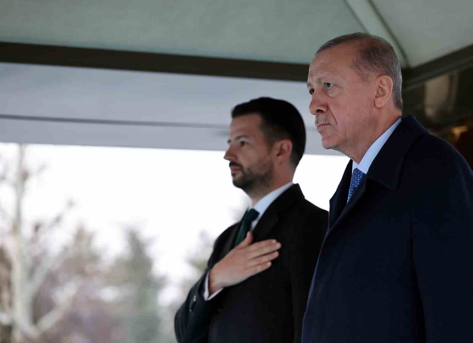 Cumhurbaşkanı Erdoğan, Karadağ Cumhurbaşkanı Milatoviç’i resmi törenle karşıladı