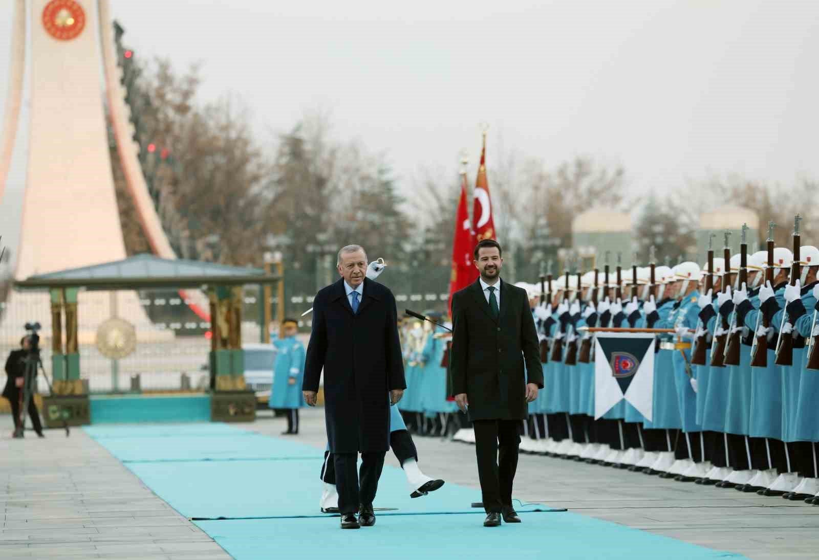 Cumhurbaşkanı Erdoğan, Karadağ Cumhurbaşkanı Milatoviç’i resmi törenle karşıladı