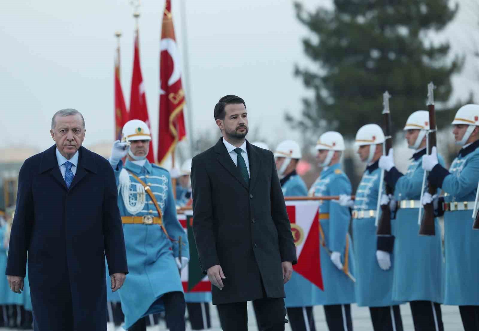 Cumhurbaşkanı Erdoğan, Karadağ Cumhurbaşkanı Milatoviç’i resmi törenle karşıladı